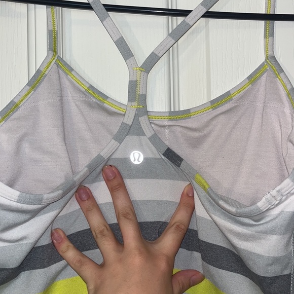 Lululemon striped tank top size 8 - Picture 4 of 7